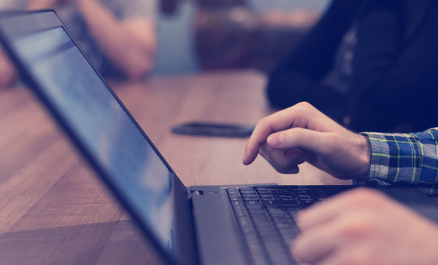 廣告設計實習報告怎么寫十二篇