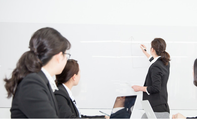 酒店前臺個人總結報告十篇