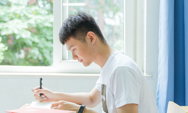 物流頂崗實習報告周記十二篇